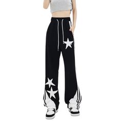 Our Retro Star Side Stripe Sweatpants are designed with retro-inspired stripes for a classic athletic look. The comfortable cotton construction ensures a soft feel and optimum mobility, offering you perfect comfort for all-day wear. Features: -90% Cotton -Adjustable Waistband -Patchwork -Star Element -Side Stripe -Regular Fit -Vintage style Patchwork Star, You Perfect, Striped Sweatpants, Free Scarf, Athletic Looks, Free Socks, Fashion App, Adjustable Waistband, You Are Perfect