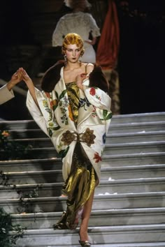 Dior Spring 1998, Dior Archive, Spiral Eyes, 1998 Couture, 90s Fashion Party, Opera Garnier, 80s 90s Fashion