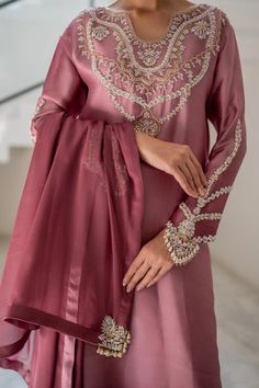 Amar 3 - Laam Embroidery Fashion Detail, Punjabi Outfits, Desi Clothes, Dress Design Patterns, Silk Trousers, Dress Images, Mauve Pink, Silk Dupatta