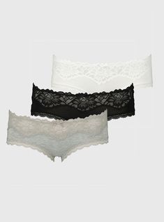 Black Lace Top, Scallop Trim, Shorts Style, Pretty Lingerie, Lingerie Collection, Dream Clothes, Lace Shorts, Fashion Inspo Outfits, Black Lace