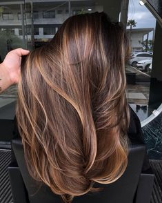 Warm Brown Highlights, Hairstyles Old Money, Warm Brunette Hair Color, Prom Nail Inspo, Luxury Blonde, Rich Girl Hair, Clean Girl Summer, Rich Brunette Hair, Highlights Brown Hair Balayage