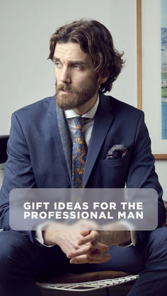 Gift Ideas for the Professional Man such as an elegant tie, a leather laptop bag and a durable watch Professional Man, Professional Men, Man Fashion, Professional Fashion, Elegant Accessories, Ties Mens