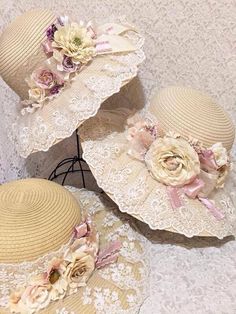 Shabby Chic Garden Party, Hats With Flowers, Topi Vintage, Rio Photos, Raindrops And Roses, Tea Hats, Shabby Chic Garden, Pretty Hats, Victorian Hats