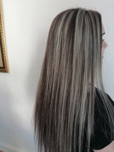 Platinum Highlights On Dark Hair, Balayage Hair Brunette With Blonde, Highlights Brown Hair Balayage, Ash Blonde Hair Balayage, Mushroom Hair, Highlights Curly Hair, Beige Hair, Silver Blonde Hair, Ash Hair Color