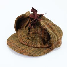 Nice vintage Sherlock Holmes style hat. As you can see from the photos, it is in great vintage condition. Size: tagged 7 1/4 Please message me with any questions or for more photos. And to see more items from my shop please visit:  http://www.etsy.com/shop/anystore Vintage Six-panel Outdoor Hat, Vintage Six-panel Outdoor Baseball Cap, Vintage Six-panel Baseball Cap For Outdoor, Vintage Adjustable Hat Bands For Fall, Vintage Hat Bands For Fall, Vintage Baseball Cap With Visor, Vintage Cloche Hat With Curved Brim For Vintage Fashion, Vintage Brown Hat Band For Winter, Vintage Brown Hat Bands For Winter