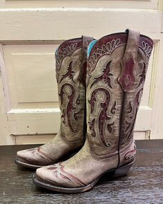 Womens Western Hats, Western Boots For Women, Womens Ball Caps, Western Wardrobe, Embroidery Boots, Mens Work Shoes, Womens Work Boots, Work Shoes Women, Western Store