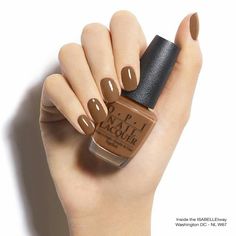 Uñas Nail Laquer, Brown Nail Polish, Opi Nail Polish, Opi Nail Lacquer, Fall Nail Colors, Brown Nails, Manicure Y Pedicure