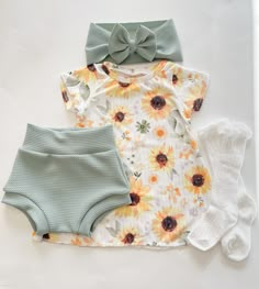 This adorable baby outfit set features soft and stretchy dress, bummies, head-wrap bow, and knee-high socks. Our dresses feature buttery soft knit fabric, perfect for babies delicate skin. Dresses are trendy, comfortable, and make the most adorable gift! 💕 THIS SET FEATURES: *Sizes 3 months through 4T *Made of a soft and stretchy knit fabric that is comfortable for baby while laying, sitting, crawling, playing! *This outfit can be purchased separately, or together as a set. *Each item is handma Auntie Aesthetic, Frock Ideas, Girl Frock, Frock Designs, Sunflower Dress, Baby Skirt, Baby Girl Outfit, Baby Co