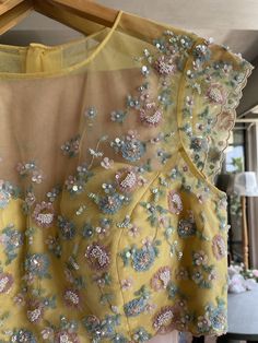 Pearl Embroidered Dress, Sequins Embroidery Blouse, Pearl Work Blouse Designs, Pearl Work Embroidery Blouses, Pearl Embroidery Designs, Sequence Embroidery Design, Blouse Designs Catalogue, Sequence Embroidery, Pearl Embroidery