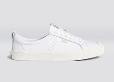 CARIUMA : Men's Low Top White Premium Leather Sneaker | The OCA Low Sneakers To Wear With Dresses, Cariuma Sneakers, Best White Sneakers, Leather Sneakers Men, White Leather Shoes, Toes Designs, White Leather Sneakers, Leather Collar, Sneaker Brands