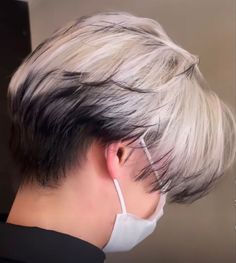 Androgynous Hair, White Hair Color, Asian Haircut, Colourful Hair