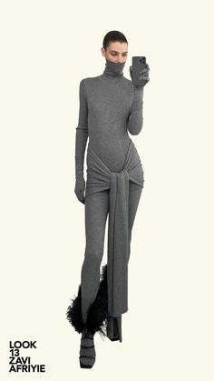 Azzedine Alaïa, Modest Casual Outfits, Techwear Fashion, Walk Of Shame, Relaxed Outfit, Monochrome Fashion, Style Crush, Fashion Design Clothes, Fashion Stylist