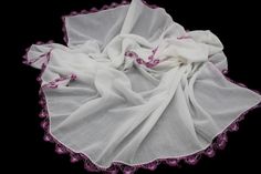 Note: This product will be sent with gift packaging. This elegant white vintage cheesecloth is a fine example of traditional Turkish hand craftsmanship.  The edges of the cheesecloth are decorated with handmade purple crochet lace. With its soft texture and transparent structure, this cheesecloth adds an elegant touch to your style for daily use or on special occasions. Thanks to its 95 x95 cm dimensions and simple design, it can be easily combined with all kinds of clothes.  This muslin is a ti Traditional Handmade Handkerchiefs As Gifts, White Handmade Handkerchief As Gift, Handmade White Handkerchiefs For Gift, Elegant White Dupatta With Border, Handmade White Cotton Handkerchief, Handmade White Wedding Handkerchiefs, Traditional White Handkerchiefs As Gift, Traditional White Handmade Handkerchiefs, Traditional Handmade White Handkerchiefs