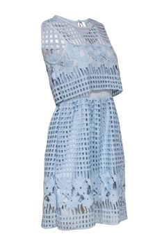 Rock some lovely lace all summer long with this ethereal frock from Saylor! Made with a gorgeous laser cut design and floral lace trim in a precious baby blue hue, this super trendy piece is perfect for a garden party or swanky warm weather soiree. Whether you’re enjoying tea and cookies in the backyard or cocktails at a beachside wedding, pair this with sparkly heels and a matching clutch and you’ll be sure to shine! Size M Shell: 100% Polyester Combo: 100% Silk Lining: 100% Polyester Tied keyh Spring Beach Dress With Lace Bodice, Blue Lace Trim Summer Dress, Blue Sleeveless Lace Bodice Dress, Sleeveless Blue Lace Dress With Lace Bodice, Sleeveless Scalloped Lace Beach Dress, Sleeveless Crochet Dress With Scalloped Lace For Party, Sleeveless Crochet Dress With Lace Trim For Party, Light Blue Lace Trim Dress For Spring, Sleeveless Scalloped Lace Dress For Beach