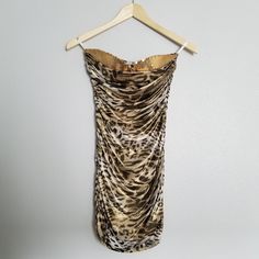 Stylish - Great Condition - Never Been Worn Jungle Clothes, Tiger Print Dress, Leopard Dress, Leopard Print Dress, Tiger Print, Mini Dresses, Print Dress, Strapless Dress, Leopard Print