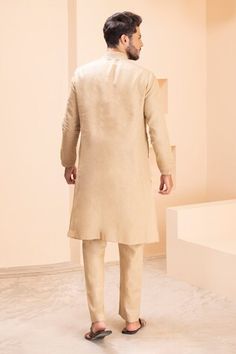 Beige linen kurta with placed dori embroidery on front yoke. Paired with a matching plain aligadhi. - Aza Fashions Unstitched Beige Bollywood Kurta, Elegant Beige Naqshi Kurta, Beige Embroidered Kurta, Beige Straight Naqshi Kurta, Beige Long Sleeve Kurta With Naqshi Detail, Aza Fashion, Types Of Sleeves, Fashion Design