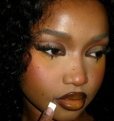 Makeup For Black Skin, Brown Skin Makeup, Lip Combo, Dope Makeup, Dark Makeup, Creative Makeup Looks, Glamour Makeup, Face Card, Makeup Looks Tutorial