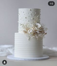 Wedding Cake Minimalist, Wedding Cake Simple Elegant, Wedding Shower Cakes, Wedding Cake Pearls, Wedding Themes Ideas, Wedding Backdrop Decorations, Wedding Cake Table, Design Cake, In His Time