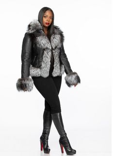 Girls Fur Coat, Queen Ii, Fox Fur Vest, Gold Fox, Fox Fur Jacket, Shearling Vest, Fox Fur Coat, Stylish Jackets, Silver Fox