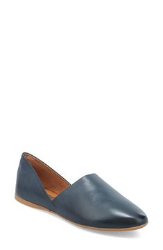 A clean, modern silhouette and well-cushioned footbed make this flat a chic and comfortable everyday go-to. Cushioned footbed Leather upper and lining/synthetic sole Made in Portugal Women's Shoes Miz Mooz, Shoe Show, Mule Flat, Clean Modern, Womens Flats, Flat Shoes Women, Heeled Mules, Mule Shoe, Women's Shoes