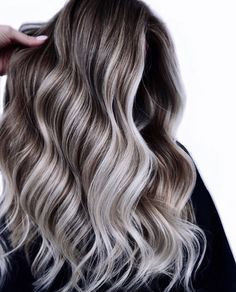 Ash Blonde Hair Balayage, Ash Brown Hair Color, Pink Blonde Hair, Fall Hair Color Trends, Brunette Hair With Highlights, Aging Hair, White Highlights