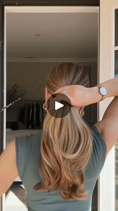 7.9K views · 149 reactions | The Garlic Knot 💁‍♀️ Gather hair into a low ponytail. Place hair stick under ponytail, holding it horizontally. Wrap ponytail over stick one time while simultaneously driving stick counterclockwise until the sharp side of the stick is pointing up. Pull remaining tail up. Flip stick toward scalp and insert it behind the tail to secure. It looks like a chic lil garlic knot! Herb butter spread not included. 🧄🪢 #hair #hairtutorial #updo #hairstyles 
#hairdo #braidideas #braidinspo #braidinspiration #braid #simplehairstyles #simplehair #simplehairstyle #easyhairstyles #easyhairstyle #easyhairstylesforgirls #cutehairstyles #cutehair #hairvideo #hairideas #hairinspo #hairinspiration #hairvideos #hairidea #hairstyles #hair #hairstyle #hairtutorial #hairtutorials #sc Flip Sticks, Garlic Knot, Wrap Ponytail, Garlic Knots, Braid Inspiration, Butter Spread, Updo Hairstyles, Herb Butter