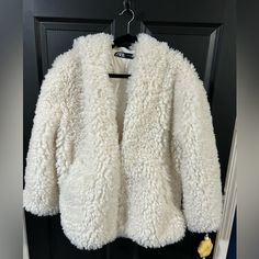 Zara Woman Faux Fur Hooded Fuzzzy Warm Cozy Jacket Size Xl Never Used. Fluffy Long Sleeve Outerwear For Cold Weather, Winter White Zara Outerwear, White Zara Winter Outerwear, Winter White Faux Fur Outerwear, Zara Winter White Outerwear, Zara White Winter Outerwear, Winter White Fluffy Long Sleeve Outerwear, Zara White Outerwear For Winter, White Zara Outerwear For Winter