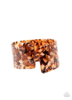 Paparazzi Accessories- Haute Hustle - Brown  Bracelet Item #P9ST-BNXX-003XX   Featuring a colorful tortoise shell pattern, a brown acrylic cuff asymmetrically wraps around the wrist, creating a tilted opening for a retro finish.   Sold as one individual bracelet.   Ordered 10/7/2020 Paparazzi Jewelry Images, Acrylic Bracelet, Brown Acrylic, Mobile Boutique, Brown Bracelet, Shell Pattern, Estilo Chic, Paparazzi Accessories, Affordable Jewelry