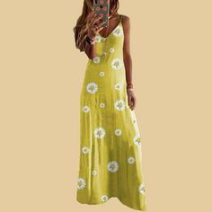 Women Summer Casual Floral Printed Slimming Sling Party Long Dress Features: It is made of high quality materials, durable enough for your daliy wearing Stylish and fashion design make you more attractive It is very suitable for Summer and Spring Comfortable material, suitable for a variety of occasions This is a great gift for your lovers or yourself. Product Description: You will love this sweet dress in your autumn outings. This dress features sleeveless with floral printing for eye-catching. Dress 2023 Summer, Vestidos Maxi, Maxi Vestidos, Party Long Dress, Women Summer Casual, School Prom, Sleeveless Skirt, Dress Y2k, Y2k Dress