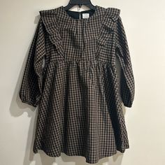 Nwot - Crewcuts - Girls Long Sleeve Ruffle Shoulder Dress - Size 12 Nwot - Never Worn Brown Ruffled Dresses For Winter, Whale Dress, Ruffle Shoulder Dress, Green Cotton Dress, Cotton Shift Dress, Tiered Ruffle Dress, Ruffle Sleeve Dress, Hawaiian Dress, Pink Floral Dress