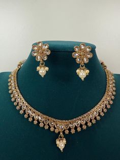 Bridal necklace/Indian necklace/Indian/Punjabi Necklace/Pakistani Jewelry/Bridal necklace/ Polki Necklace Set with Earrings and Tikka  Earrings Length: Kundan Necklaces For Eid Gifts, Eid Gift Kundan Necklaces, Round Bollywood Necklace For Eid, Round Necklace For Wedding And Eid, Bollywood Style Round Necklace For Eid, Round Necklaces For Eid Wedding, Wedding Necklace For Eid, Chandbali Necklaces For Eid Gift, Round Jewelry For Eid Weddings