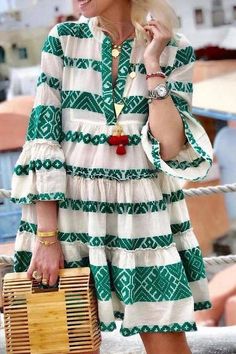 Casual Green Dress With Geometric Pattern, Long Sleeve Geometric Summer Dresses, Casual Green Tunic Mini Dress, Casual Dresses With Geometric Pattern, Clothes Stores, Striped Print Dresses, Baggy Dresses, Loose Mini Dress, Short Tunic