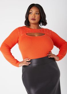 Turn heads in our ribbed-knit sweater, featuring a daring front cutout & shimmering crystals for that perfect touch of glam. Designed to hug your curves with its figure-flattering ribbed texture, this slip-on sweater combines sleek style with a flirty edge. Fall Fashion Plus Size, Transitional Fashion, Sweater Plus Size, Plus Size Fall Fashion, Cutout Sweater, Sweater Plus, Plus Size Fall, Top Plus Size, Sleek Style