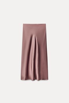 Midi skirt made of satin effect fabric.Mid elastic waistband. Satin Midi Skirt Outfits, Midi Skirt Outfits, Evening Suit, Trench Coat Dress, Satin Midi Skirt, Shirt Blouses Tops, Tshirt Skirt, Satin Skirt, Knitwear Cardigan