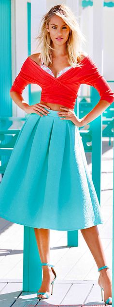 Turquoise Cottage, Turquoise Clothes, Red And Teal, Red Outfit, Coral Turquoise