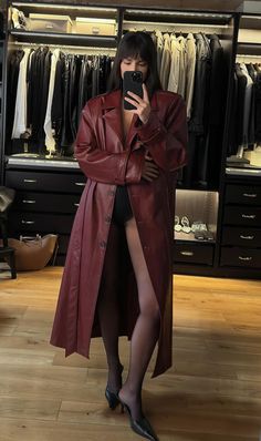 Ivona Zupet, Choose Your Character, Burgundy Outfit, 30 Outfits, Cold Weather Outfit, Desi Fashion Casual, Aesthetic Autumn, Your Character, Outfits Fall