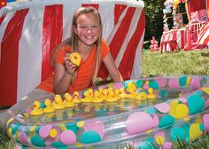 Backyard Carnival Games, School Carnival Ideas, Backyard Carnival Birthday Party, Easy Carnival Games, Carnival Games For Adults, Carnival Game Ideas, Church Carnival Games, School Carnival Games