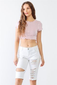 Bermuda Denim Shorts, Cooler Look, Simple Tees, Everyday Outfit, Short Leggings, Denim Top, Swimwear Tops, Jeans Shorts, Summer Wardrobe