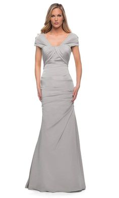 La Femme - Short Sleeve Weave Style Evening Dress 29805SC - 1 pc Silver In Size 4 Available CCSALE 4 / Silver Occasionwear Dresses, Trumpet Evening Dress, Dress Display, Mother Of Groom Dresses, Mob Dresses, Embellished Gown, Evening Dress Fashion, Skirt Short, Feather Dress