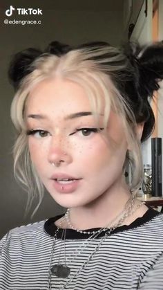 Silver Colored Hair, Dyed Hair Inspiration Short Hair Blonde, Short Hair Dressing Style, Grunge Hair Dye Ideas Blonde, Alternative Hair Color Ideas For Brunettes, Toning Hair Before And After, Short Dyed Hair Aesthetic, Short Dyed Hair Grunge, Egirl Dyed Hair Ideas