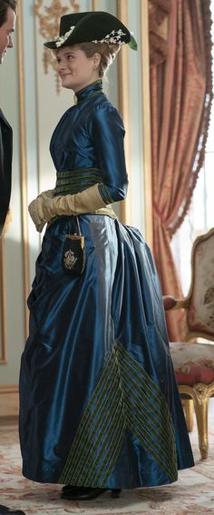 Gilded Age Fashion, Steampunk Couture, Blue Stockings, The Gilded Age, Dress Tutorials, Period Outfit, Gilded Age, Movie Costumes, Historical Costume