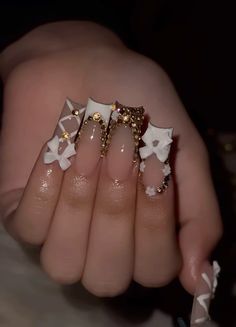 Pink White And Gold Nails Acrylic, 15 Birthday Nails Acrylic, Pink And Gold Quince Nails, Anniversary Nails, Champagne Nails, White Nails With Gold, Quinceanera Nails, Gold Acrylic Nails