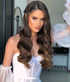 Emily Makeup, David Hair, Bridesmaid Hair Inspo, Bridal Hair Down, Gymnastics Hair, Simple Prom Hair, Hair Inspiration Long, Bridesmaid Hair Makeup, Spring Hair Color