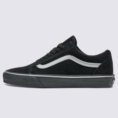 The Iconic Shoe that Brought our Sidestripe to Life: This is the Old SkoolThe Old Skool was our first footwear design to showcase the famous Vans Sidestripe—although back then, it was just a simple doodle drawn by founder Paul Van Doren. Since its debut in 1977, this low-top silhouette has established itself as an icon in the skate, music, and fashion scenes. From 90s street skaters and punks to current hip hop and fashion legends, the Old Skool has consistently been the go-to shoe for creatives who do things their own way. Metallic Sidestripes add an elevated twist. Iconic low-top, Sidestripe™ shoe Suede upper with metallic Sidestripe™ Lace-up closure Reinforced toe caps Supportive padded collars Signature rubber waffle outsoles Classic Old Skool™ | Vans Old Skool Shoes (Metallic Black) - Street Skater, Old Skool Vans, Footwear Design, Van Doren, Simple Doodles, Vans Old Skool, Side Stripe, Old Skool, Suede Shoes