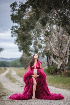 Introducing our exquisite collection of Boho-inspired maternity gowns, thoughtfully designed to make your maternity photoshoot a truly enchanting experience! 🌸✨ 👗 Elevate your Boho session with our stunning Boho dress, expertly crafted from the finest natural fabrics to ensure comfort and a seamless fit throughout your pregnancy journey. 📸 Capture the most beautiful moments with our curated selection of photo props, adding a touch of whimsy and charm to your maternity session. Your photographs will exude elegance and grace, reflecting the joy of this precious time in your life. 🤰 Embrace the ethereal beauty of our Vintage dress, a timeless piece that celebrates the essence of motherhood. Its delicate lace and flowing silhouette perfectly complement your radiant pregnancy glow. 🌿 At Ma Downtown Maternity Photoshoot, Photo Shoot Maternity, Maternity Long Dress, Photography Dress, Pregnancy Journey, Maternity Gowns, Dress Rental, Maternity Photoshoot, Maternity Session