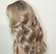 Elegant Prom Hairstyles, Hair Elegant, Blonde Body Wave, Hd Lace Wigs, Elegant Prom, Blonde Hair Inspiration, Blonde Hair Looks, Brown Ombre, Prom Hairstyles