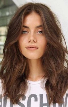 Haircuts For Round Face Shape, Long Face Shapes, Makeup Tip, Long Face Hairstyles, Haircuts For Wavy Hair, Round Face Haircuts, Short Haircut, Hair Haircut