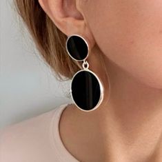 Minimalist style black onyx circle earrings, onyx gemstone, 925 sterling silver dangle earrings Disc Stone size 30.9 and 20,7 mm The product will be sent within a box with a gift  bag Sending me requests and suggestions, please feel free to convo For other inquiries, please visit the shop policies Thank you for visiting our shop http://www.etsy.com/shop/SevimsDesign https://www.facebook.com/seherd Minimalist Black Sterling Silver Earrings, Modern Black Sterling Silver Earrings, Modern Silver Earrings With Black Enamel, Sterling Silver Black Enamel Drop Earrings, Sterling Silver Drop Earrings With Black Enamel, Black Enamel Sterling Silver Drop Earrings, Modern Black Circular Jewelry, Sterling Silver Earrings With Black Enamel In Round Shape, Sterling Silver Earrings With Black Enamel