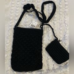 Black Crochet Crossbody Purse With Wallet. Th S And A New With Tags And The Perfect Size To Travel With Or Go Out For Tre Night . No Brand Is Listed On It Handmade Black Wallets For Travel, Casual Black Wallet Perfect For Gifts, Black Casual Crossbody Wallet, Casual Black Crossbody Wallet, Black Casual Wallets, Crochet Crossbody Purse, Crochet Purse, Black Crochet, Crochet Purses