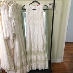 Gorgeous Summer Dress. New From Sample Sale. . . . Boho Free People Skirt Dress Top Lace Party Fall Holiday Wedding Festival Vacation Date Night Oversized Linen Dress, Ivory Boho Dress, Semi Casual Dresses, Boho Free People, Gorgeous Summer Dresses, Eyelet Lace Dress, Boho Chic Dress, Free People Skirt, Easy Style